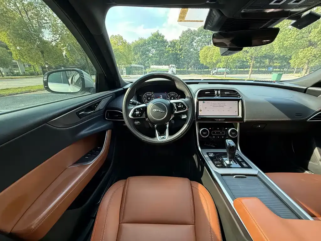 Jaguar XEL 2023 из CN, фото 4