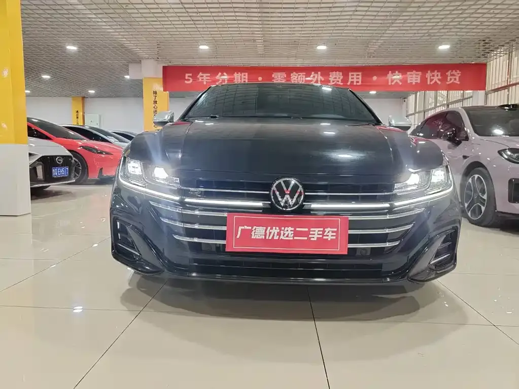 Volkswagen CC 2024 из CN, фото 3