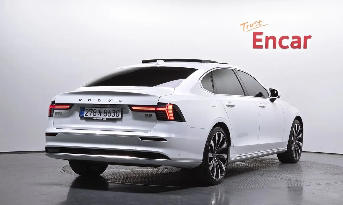 Volvo S90 — фото 6