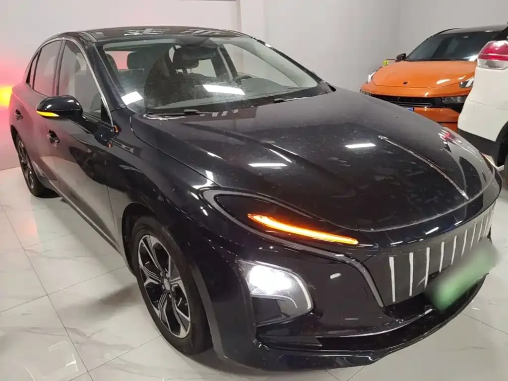 Hongqi E-QM5 2024 из CN, фото 10