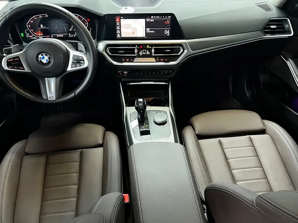 BMW 3 Series 2021 из CN, фото 3