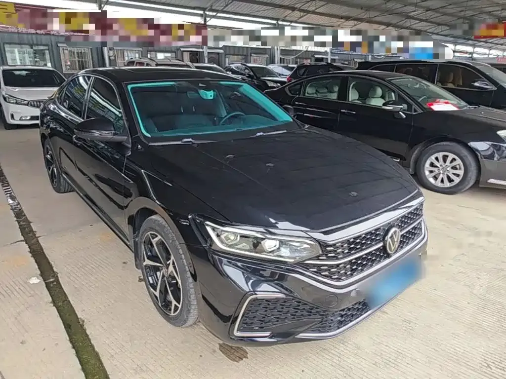 Volkswagen Passat — фото 10