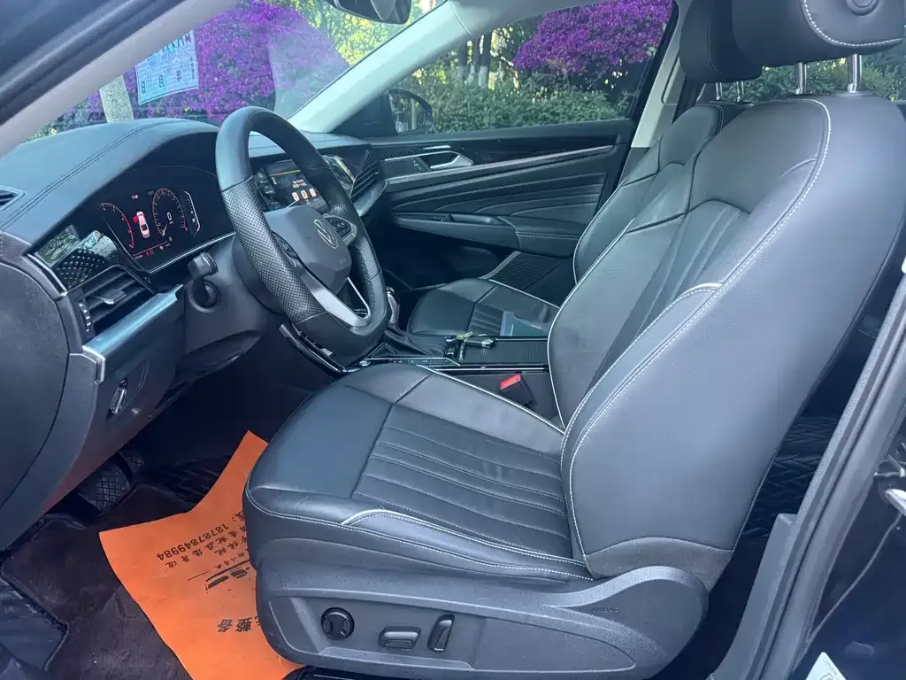 Volkswagen Passat — фото 5