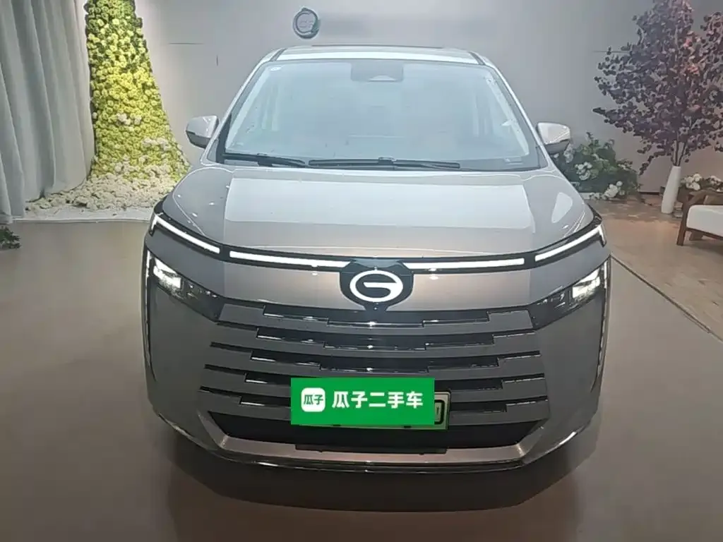 GAC Motor 传祺E8 PHEV — фото 10