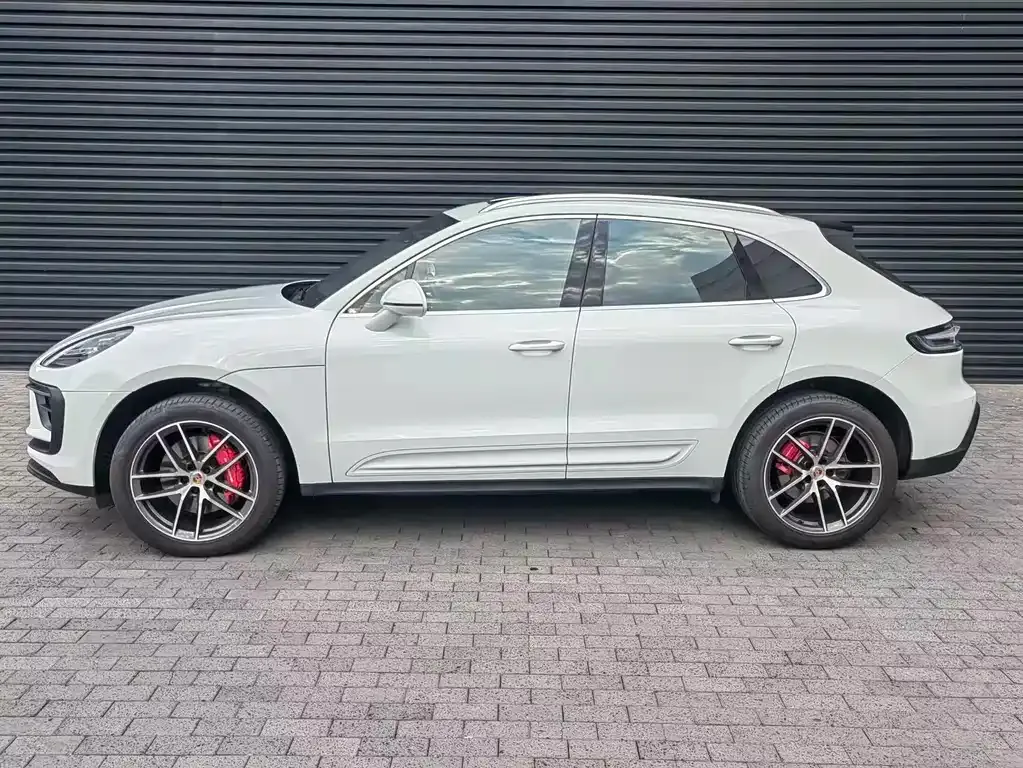Porsche Macan — фото 10