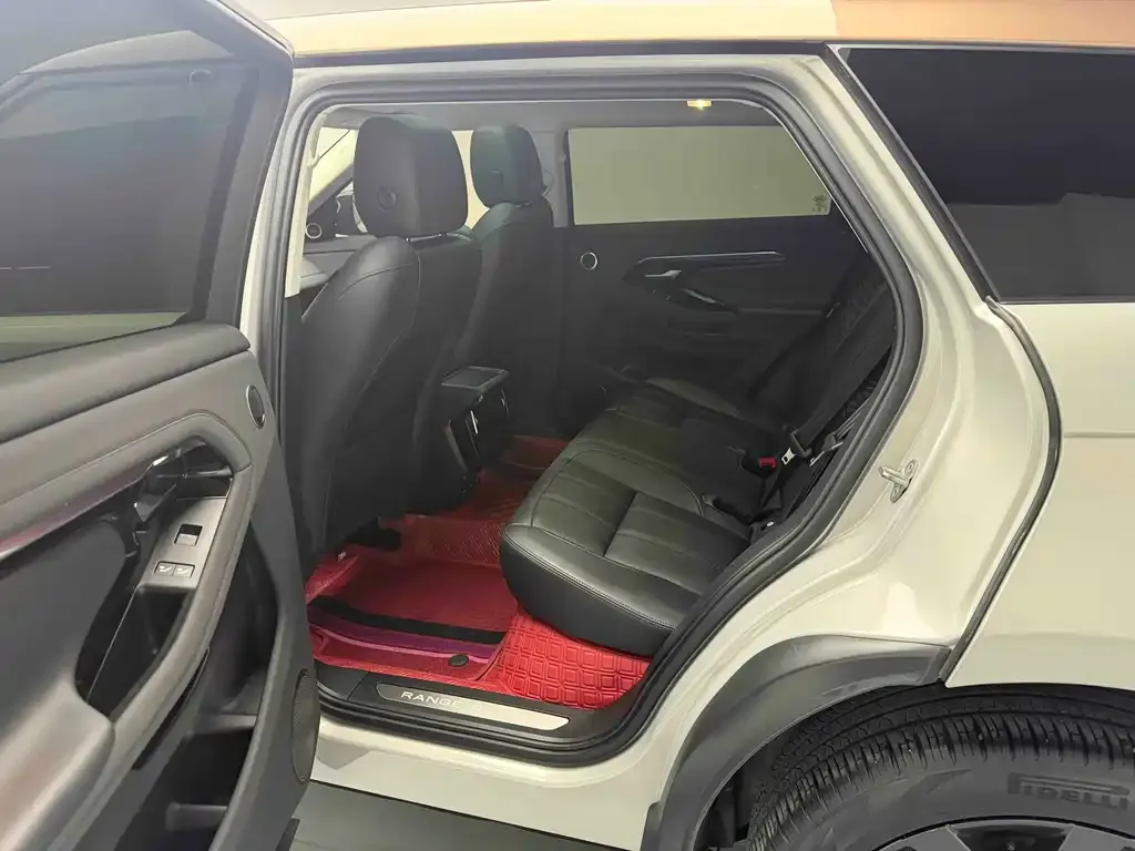 Land Rover Evoque — фото 8