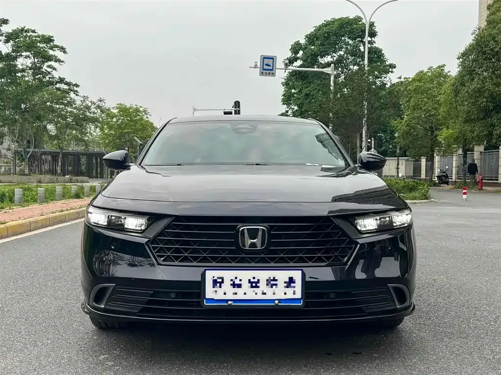 Honda Accord — фото 3