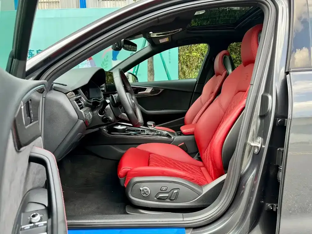 Audi S4 2021 из CN, фото 2