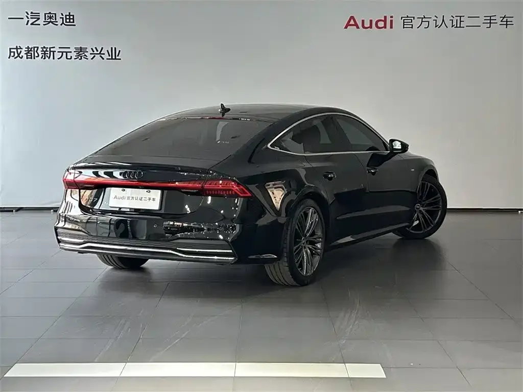 Audi A7 — фото 8