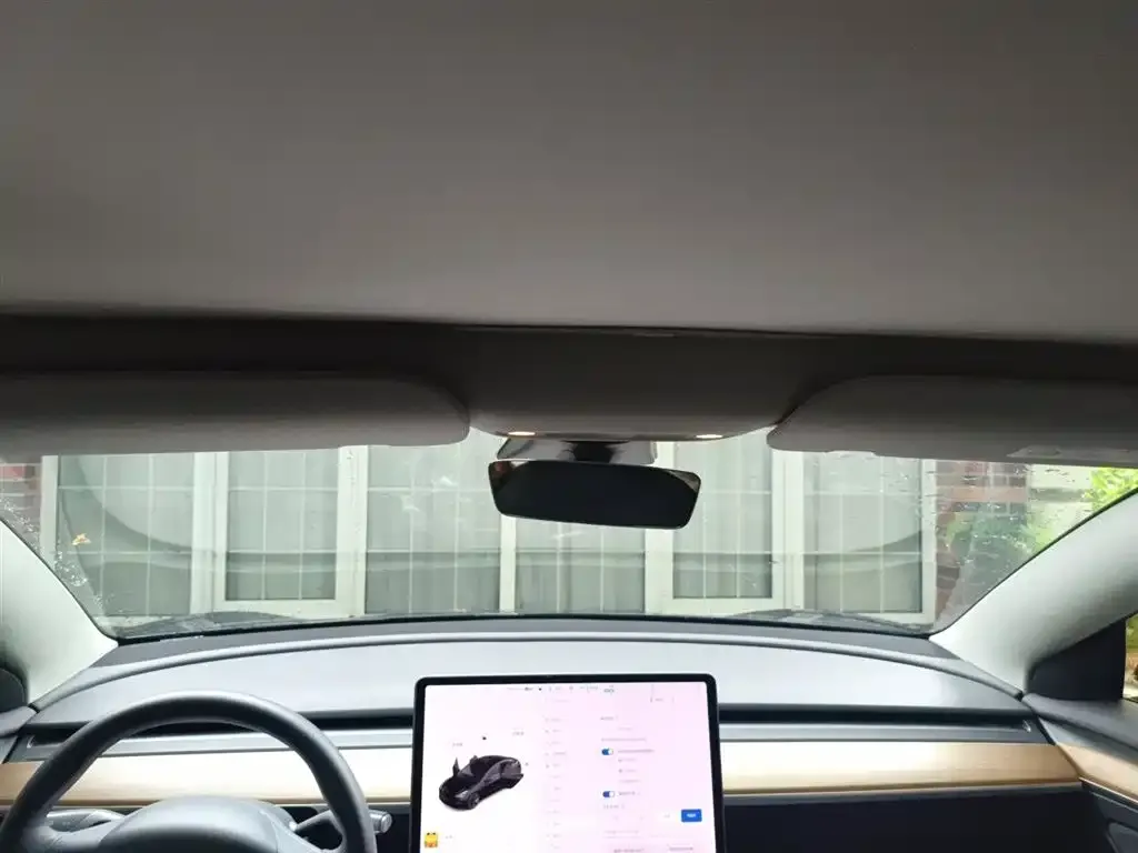 Tesla Model 3 — фото 6