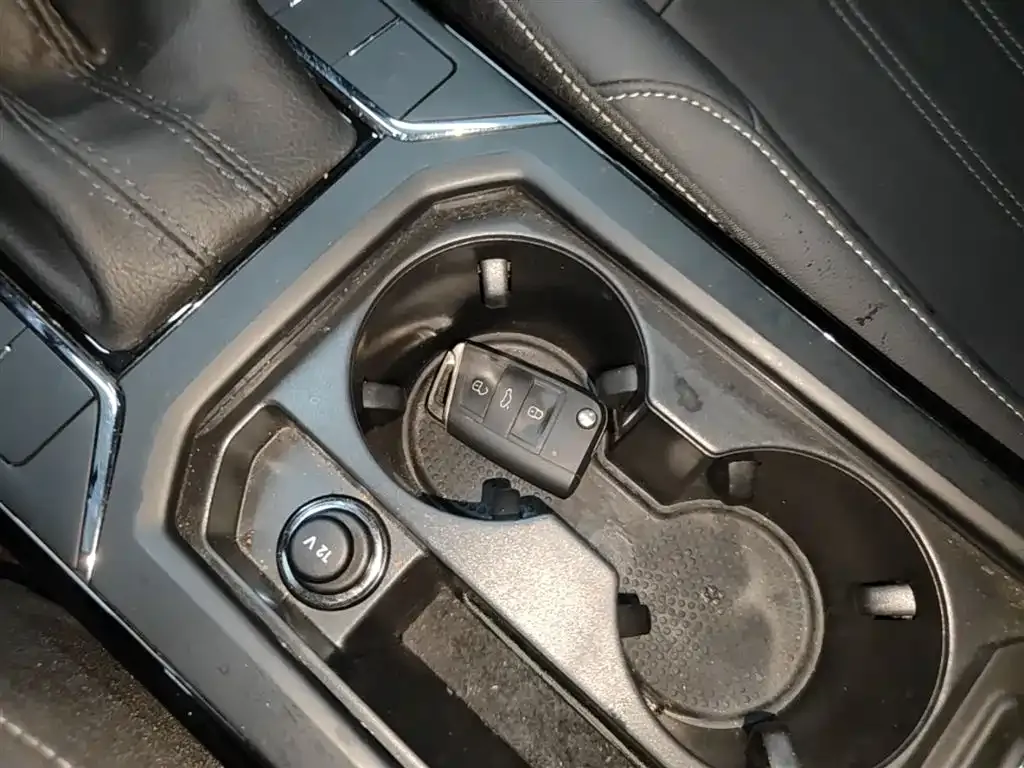 Volkswagen Passat — фото 6