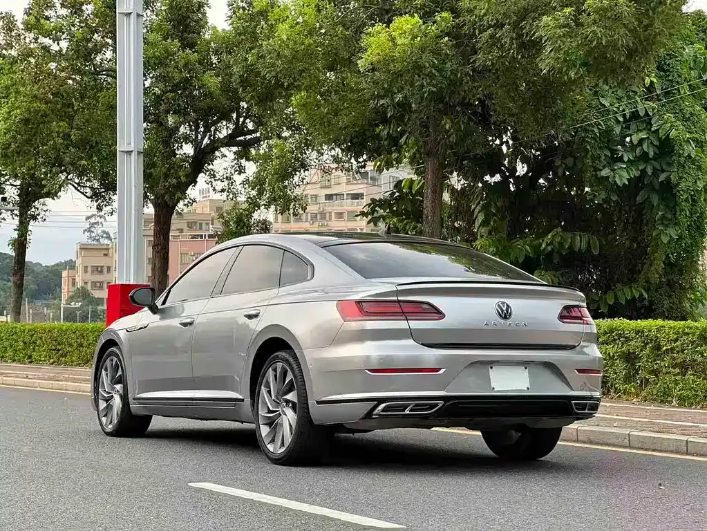 Volkswagen CC — фото 9