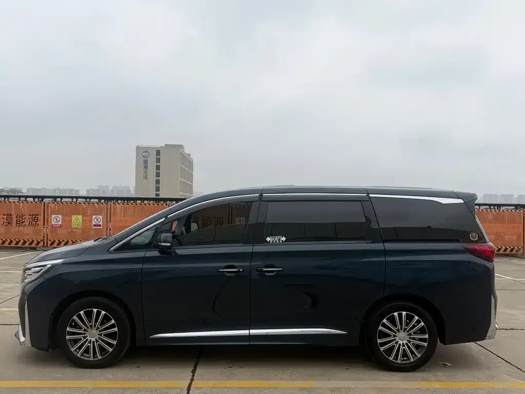 GAC Motor Trumpchi M8 — фото 2