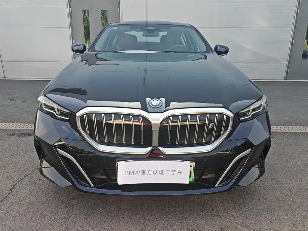 BMW i5 2025 из CN, фото 9