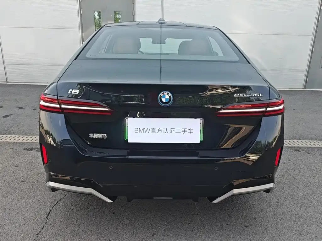 BMW i5 2025 из CN, фото 6
