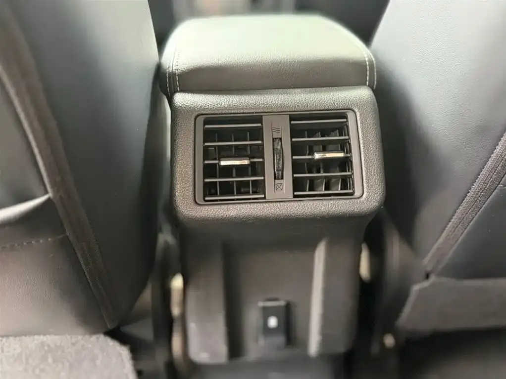 Mitsubishi Outlander — фото 2