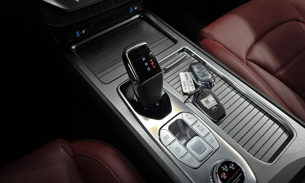 KG Mobility (Ssangyong) Rexton 2024 из KR, фото 6
