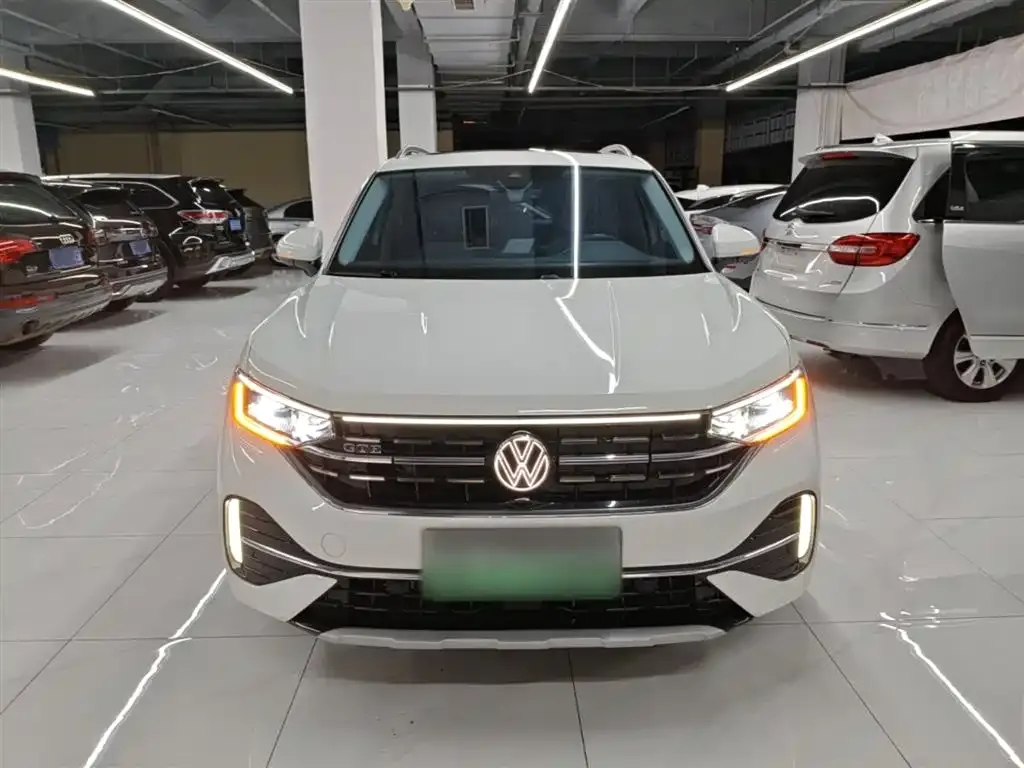 Volkswagen Tayron GTE PHEV 2023 из CN, фото 2