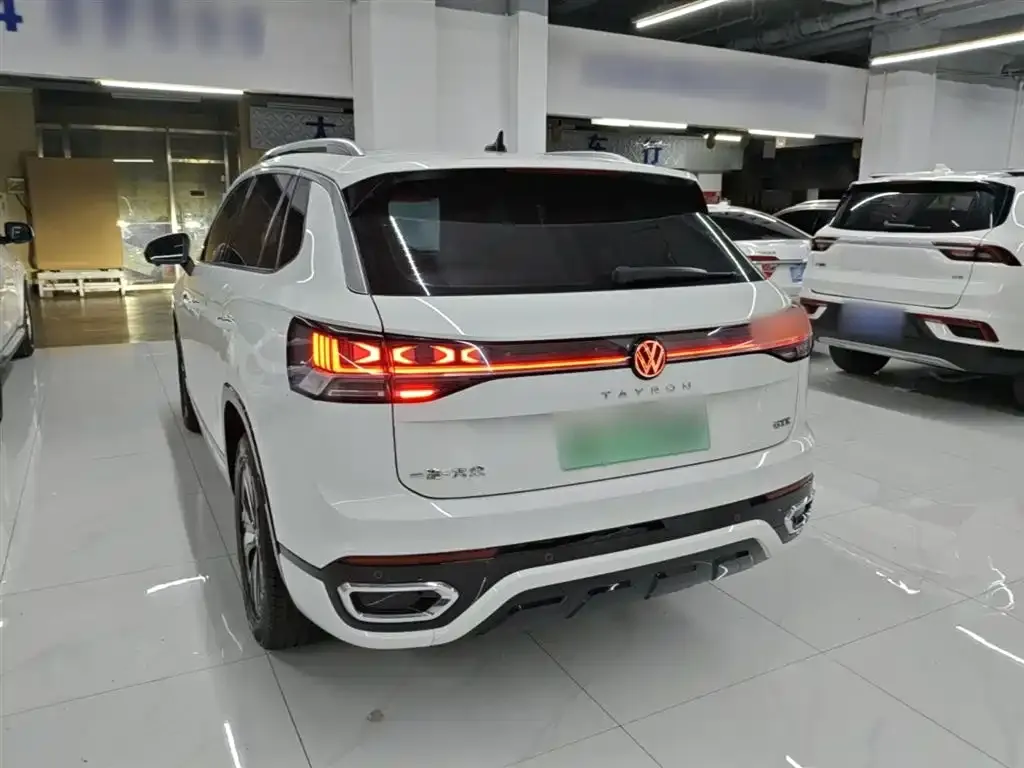Volkswagen Tayron GTE PHEV 2023 из CN, фото 3