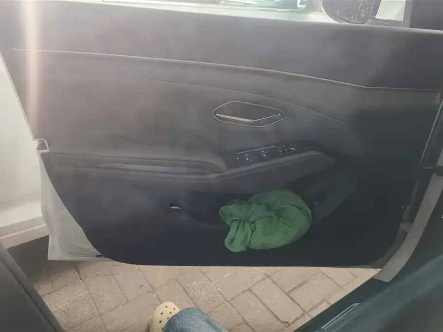 BYD Qin L — фото 2
