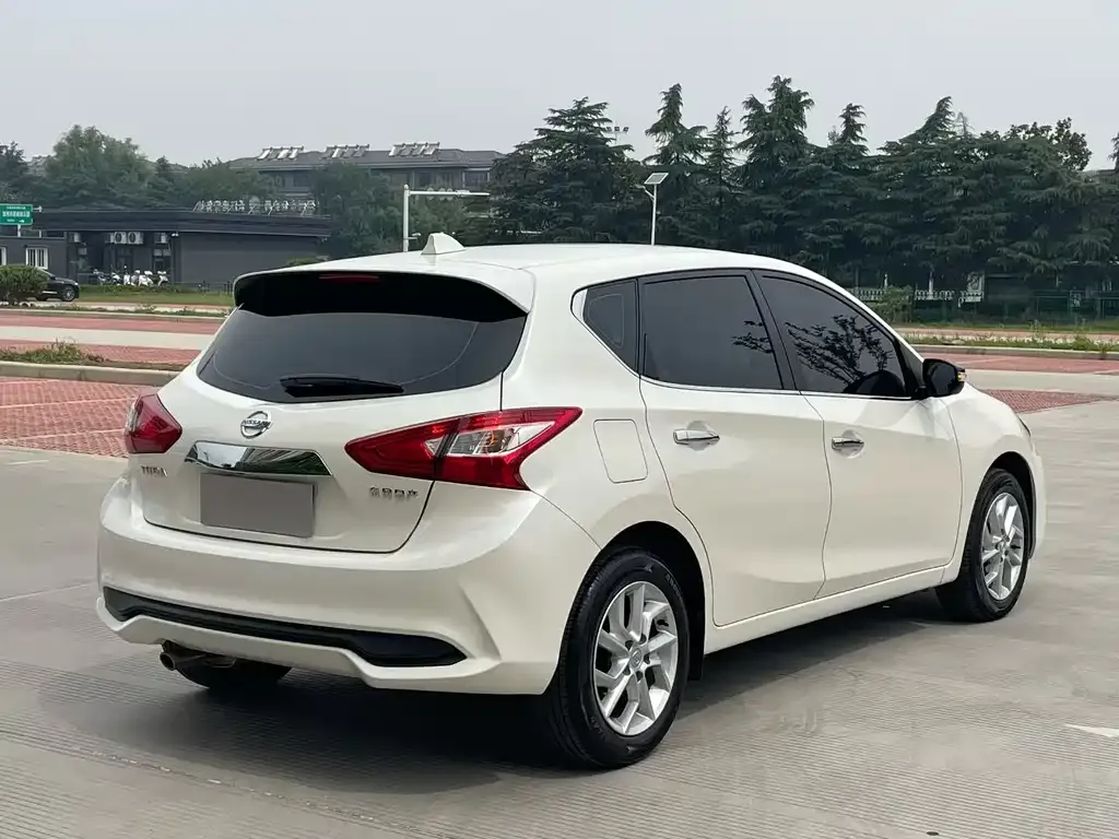 Nissan Tiida 2023 из CN, фото 9