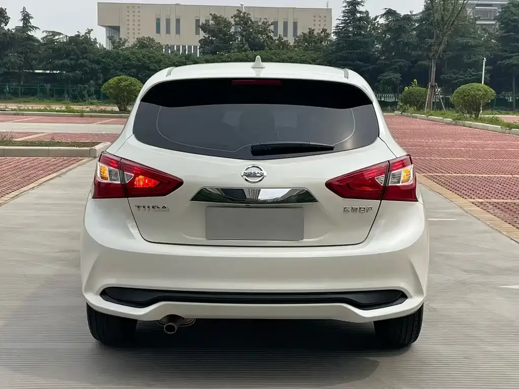 Nissan Tiida 2023 из CN, фото 7