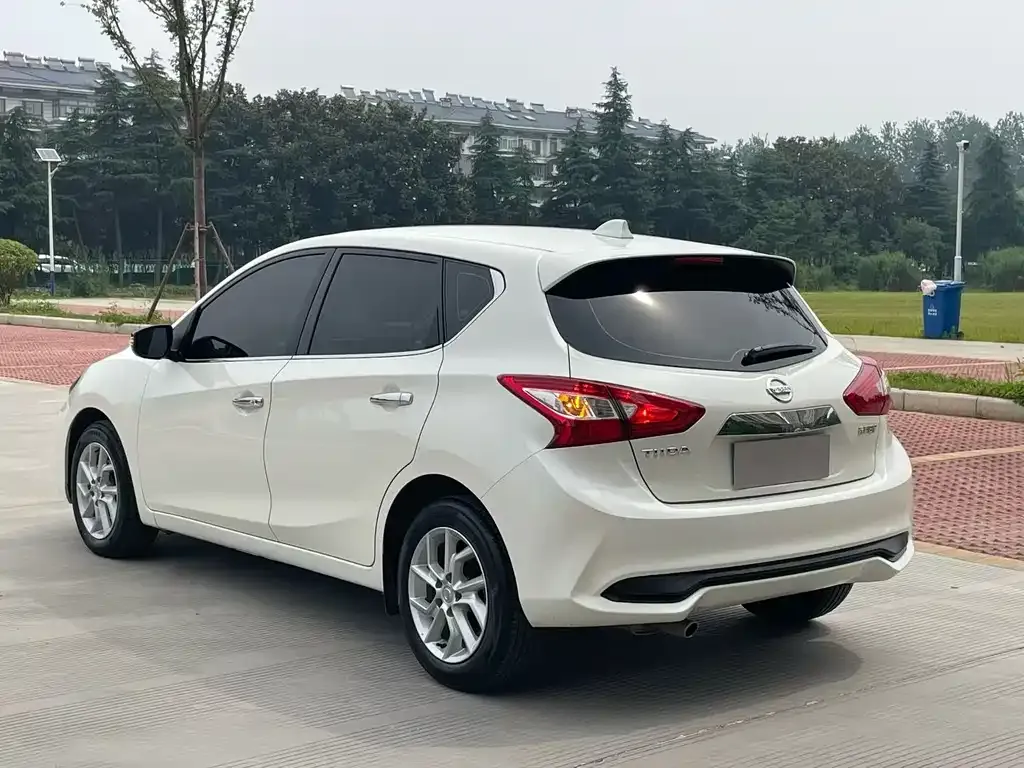 Nissan Tiida 2023 из CN, фото 6