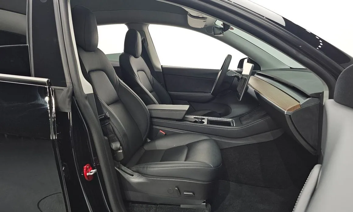 Tesla Model Y 2022 из KR, фото 10