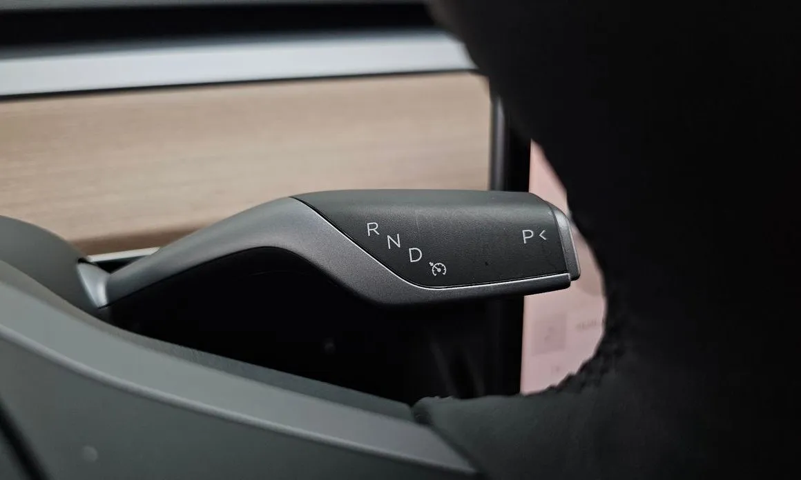 Tesla Model Y 2022 из KR, фото 3