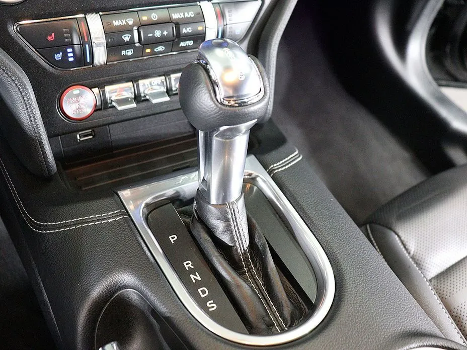 Ford Mustang 2022 из KR, фото 5