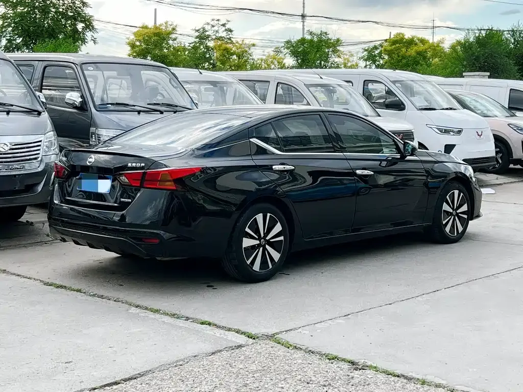 Nissan Teana — фото 4