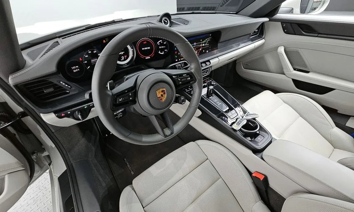 Porsche 911 2022 из KR, фото 7