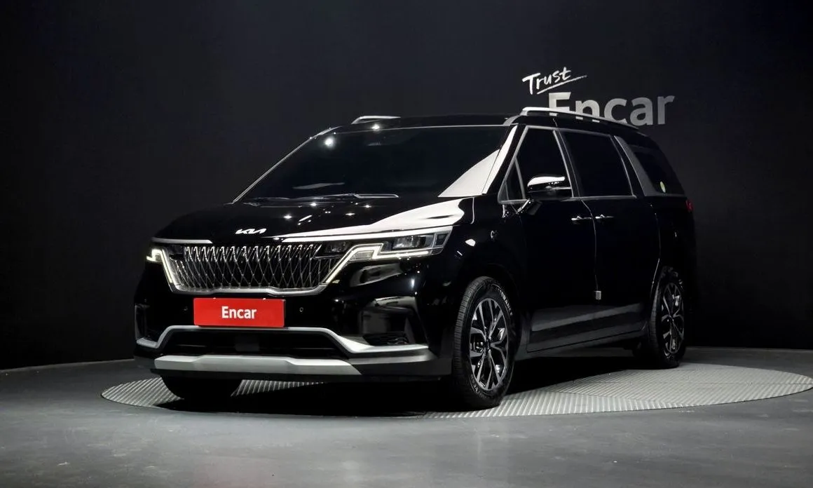 Kia Carnival 2023 из KR, фото 1