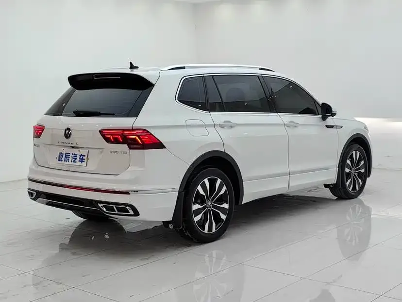 Volkswagen Tiguan L — фото 6