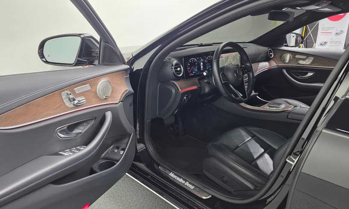 Mercedes-Benz E-Class 2021 из KR, фото 9