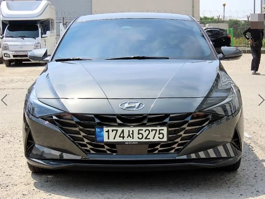 Hyundai AVANTE — фото 1