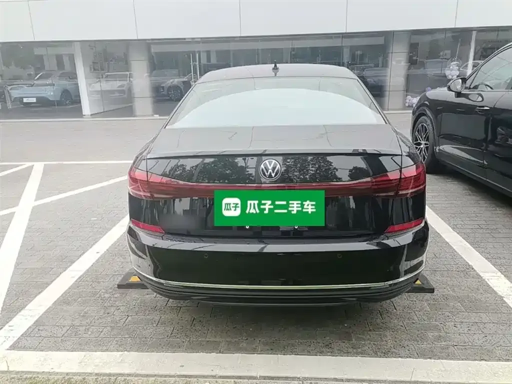 Volkswagen Passat — фото 4