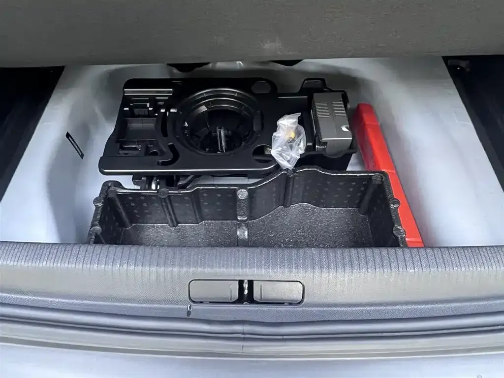 Peugeot 2008 2021 из CN, фото 9