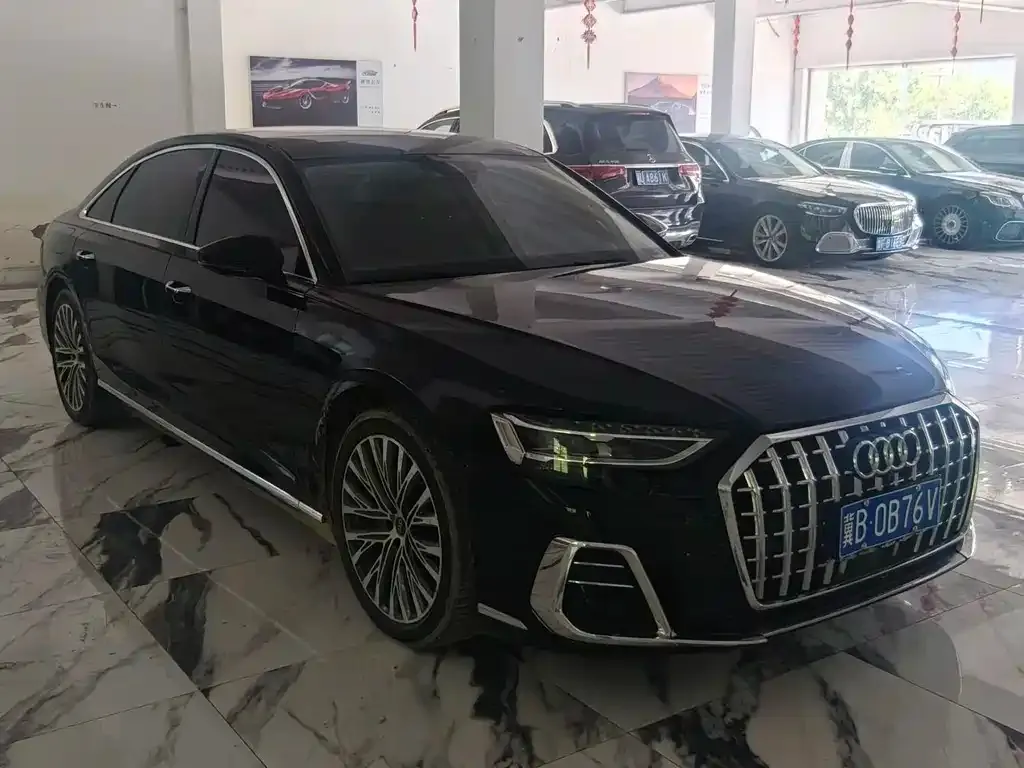 Audi A8 — фото 3