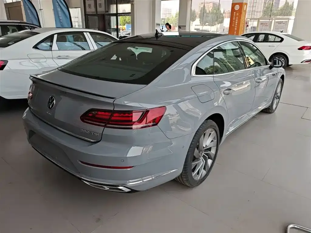 Volkswagen CC — фото 10