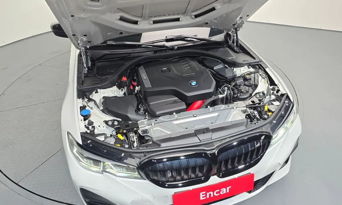 BMW 3-Series 2022 из KR, фото 9