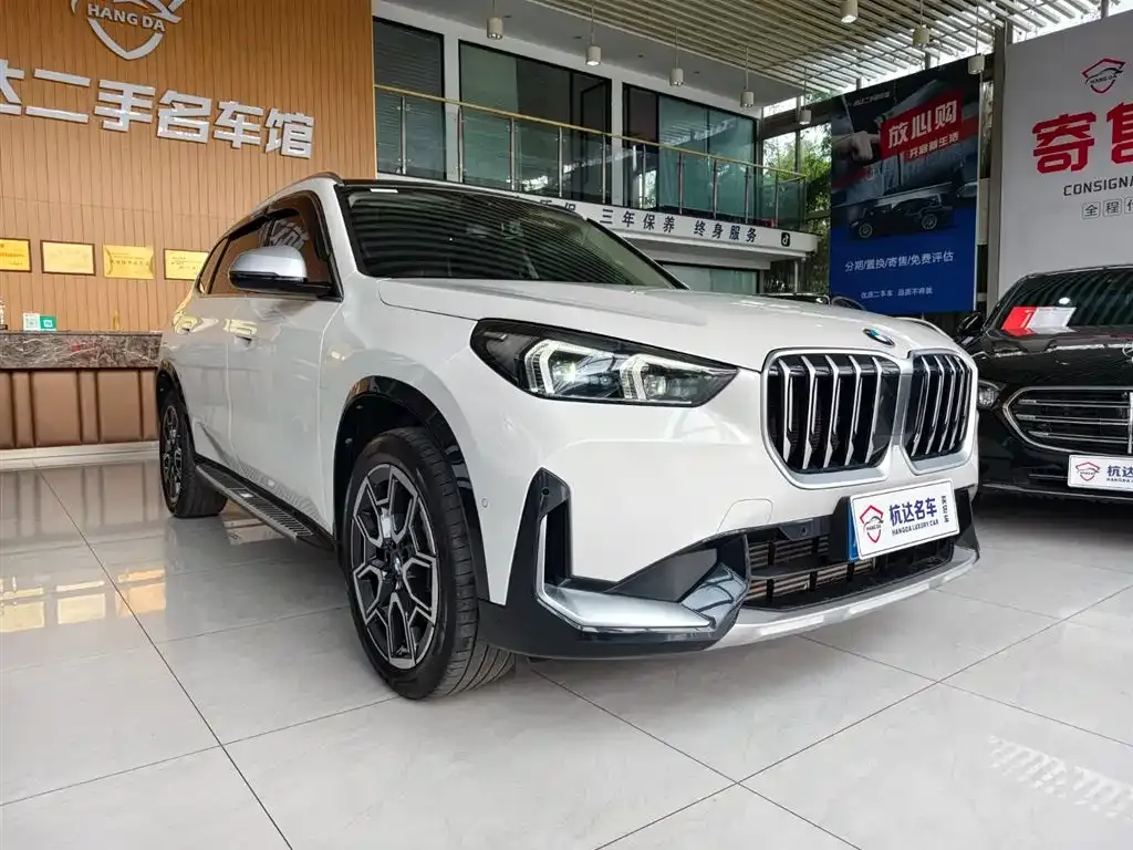 BMW X1 — фото 9