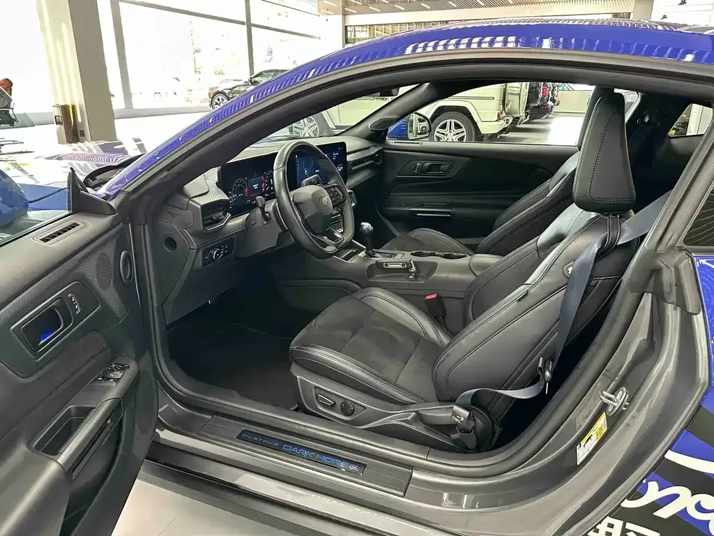 Ford Mustang 2024 из CN, фото 3