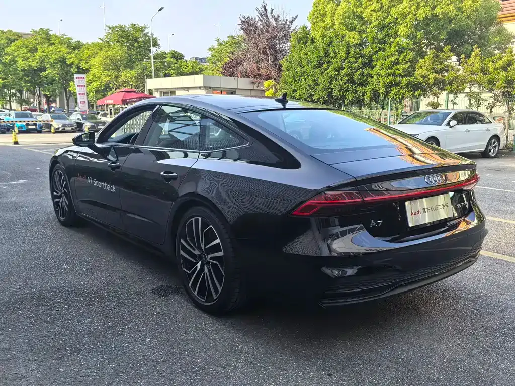 Audi A7 — фото 4