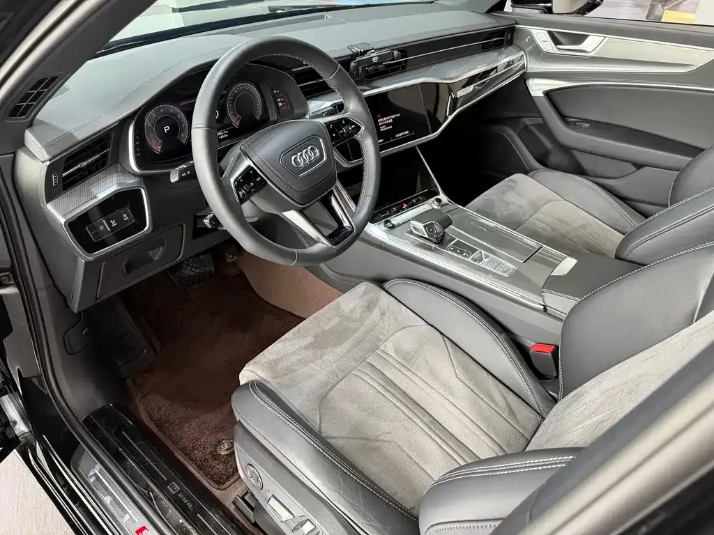 Audi A6L — фото 10