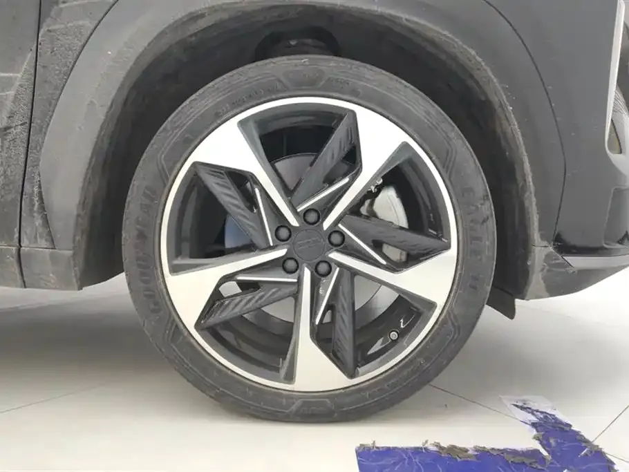 Geely Galaxy L7 — фото 10