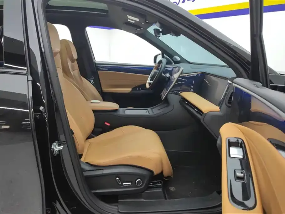 Geely Galaxy L7 — фото 2