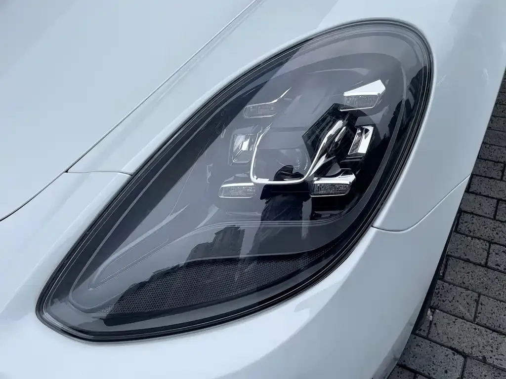 Porsche Panamera — фото 10