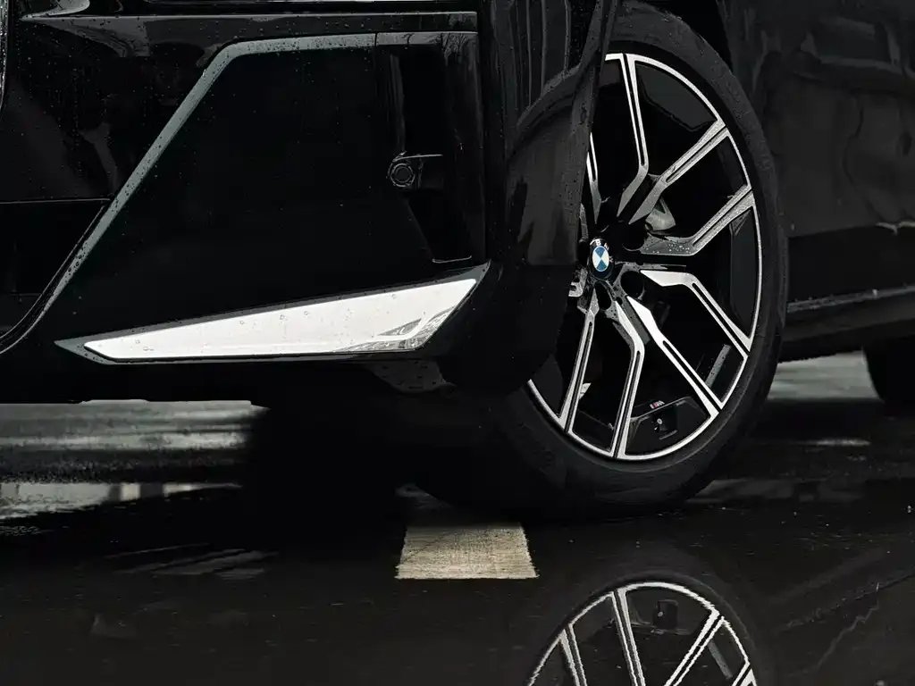 BMW 7 Series 2025 из CN, фото 3