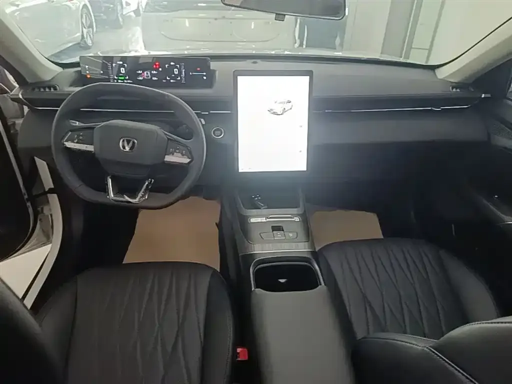 Changan Eado PHEV 2026 из CN, фото 2